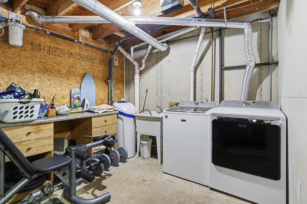 10881 Hoffman Road Fabius Township MI 49093