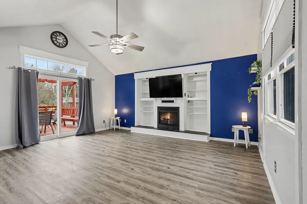10881 Hoffman Road Fabius Township MI 49093