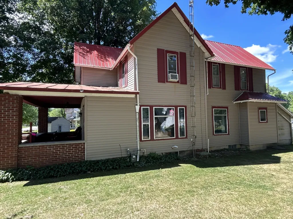 126 S Main Street Montgomery Village MI 49255