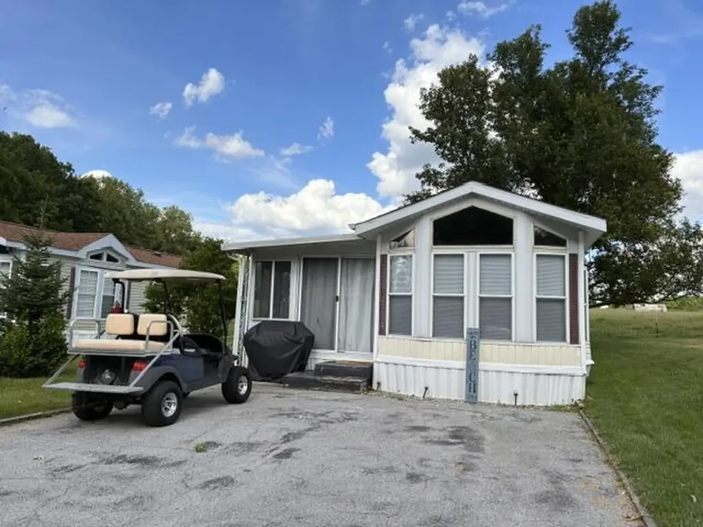 731 Bayside Lane Kinderhook Township MI 49036