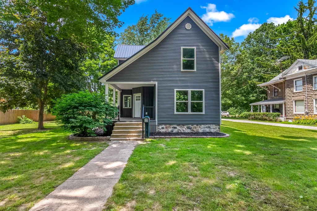 209 E High Street Union City Village MI 49094