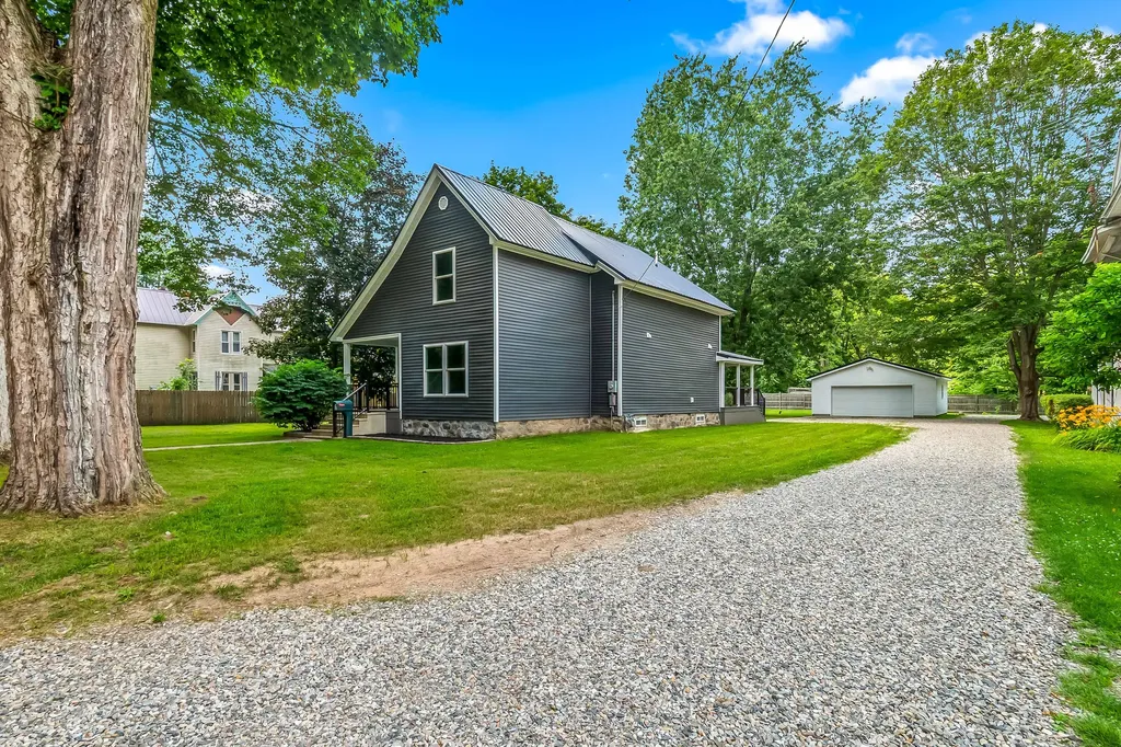 209 E High Street Union City Village MI 49094