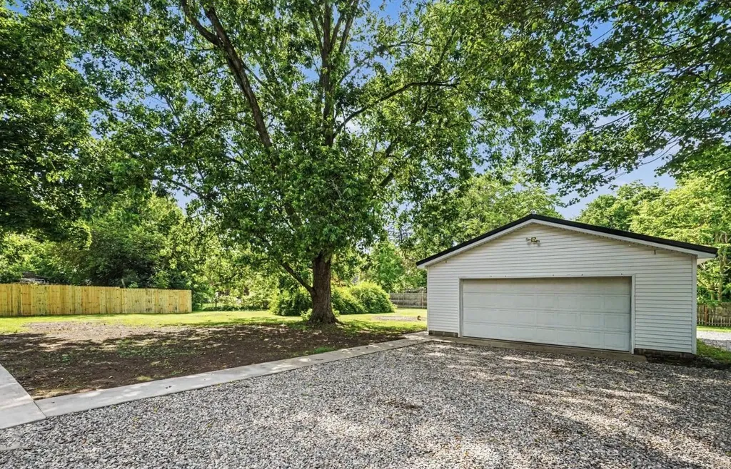 209 E High Street Union City Village MI 49094