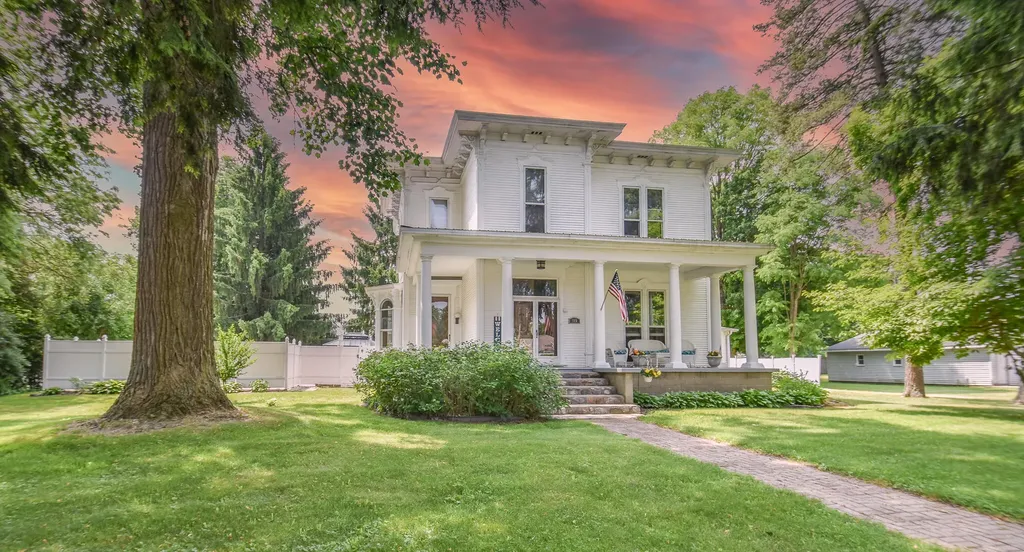 115 W Silver Street Hillsdale City MI 49274