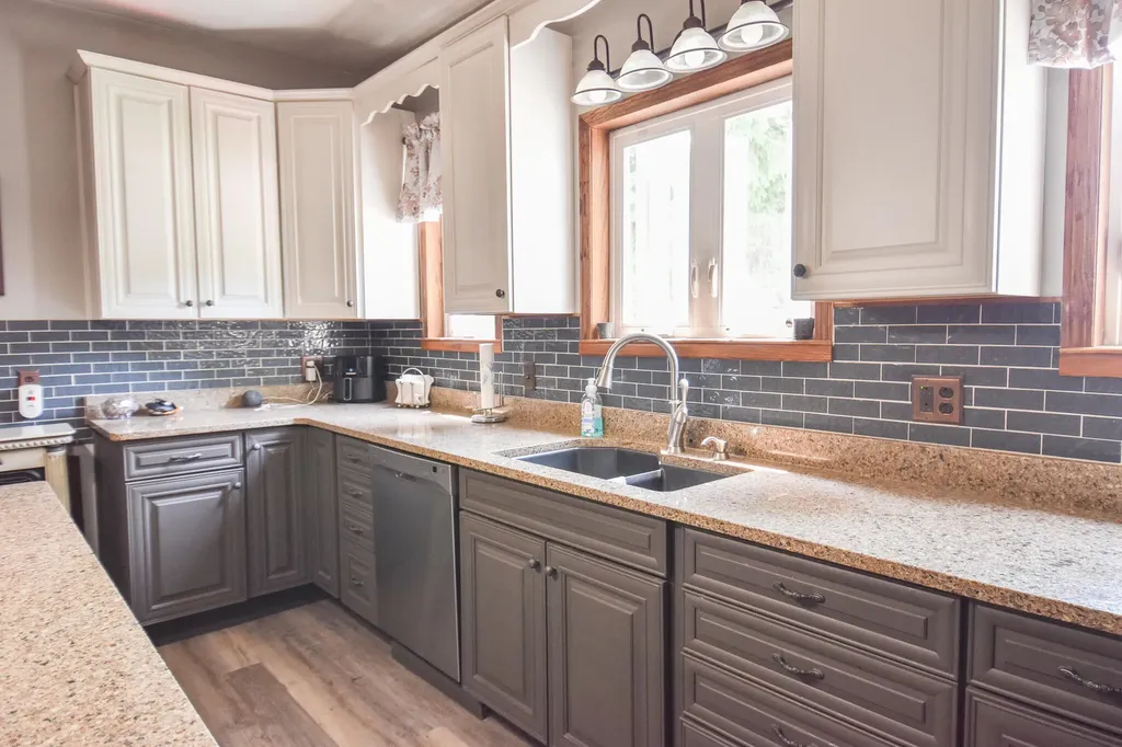 115 W Silver Street Hillsdale City MI 49274