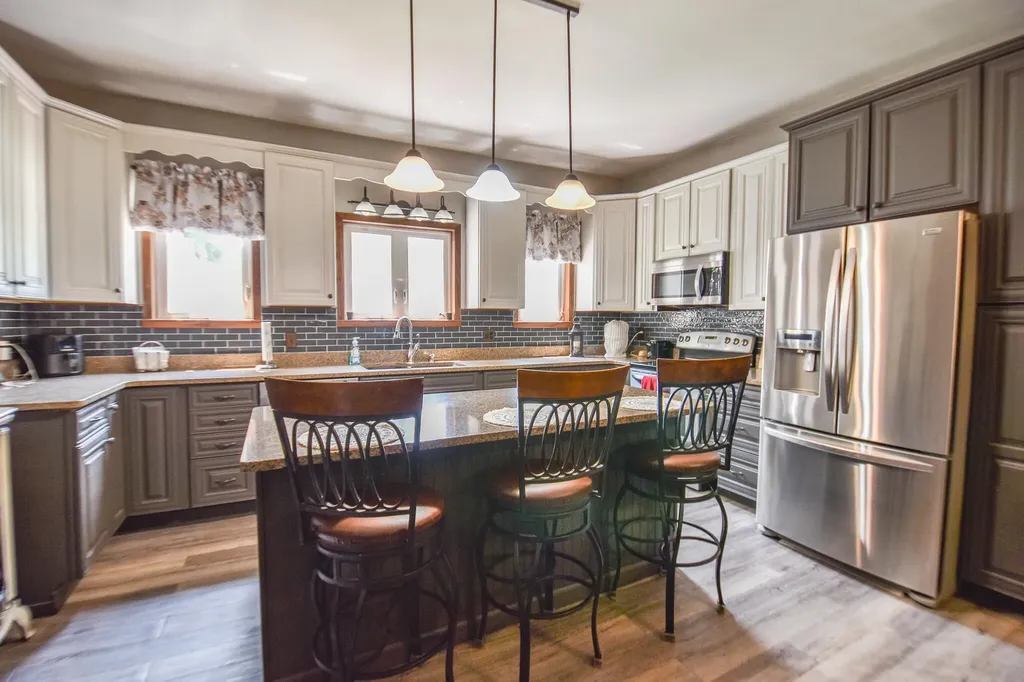 115 W Silver Street Hillsdale City MI 49274