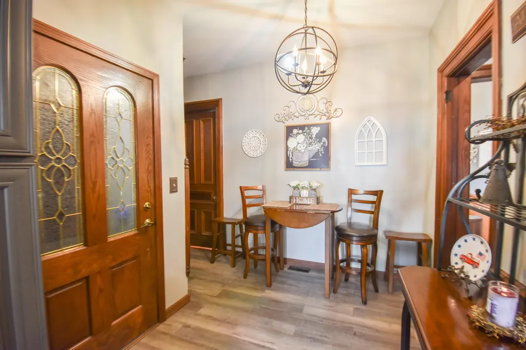 115 W Silver Street Hillsdale City MI 49274