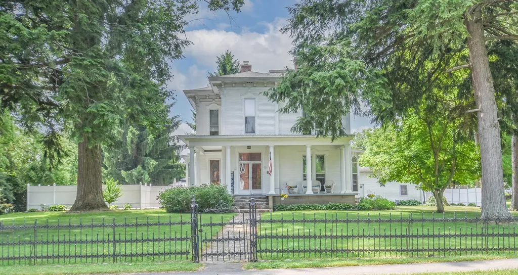 115 W Silver Street Hillsdale City MI 49274