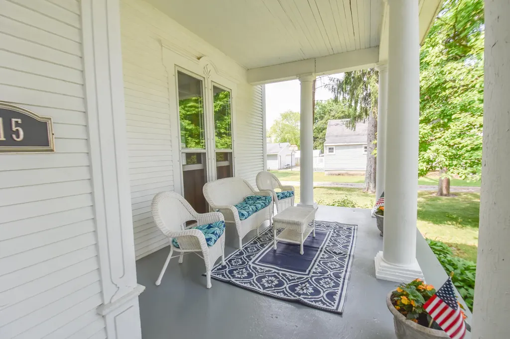 115 W Silver Street Hillsdale City MI 49274