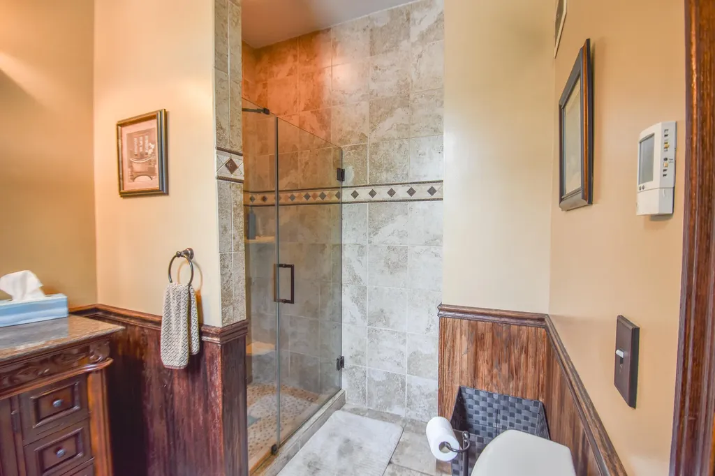 115 W Silver Street Hillsdale City MI 49274