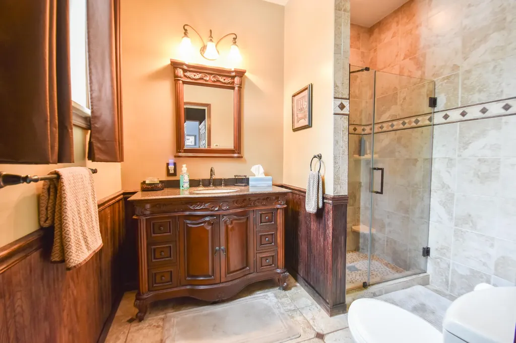 115 W Silver Street Hillsdale City MI 49274