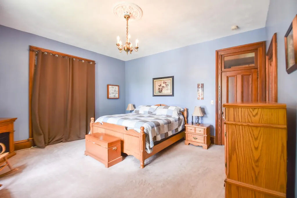 115 W Silver Street Hillsdale City MI 49274
