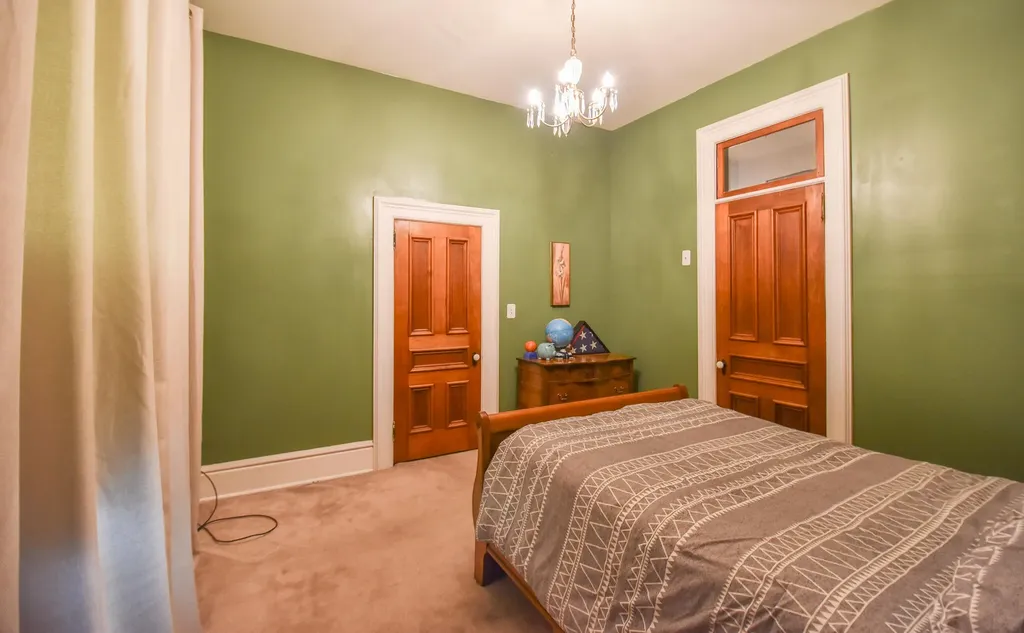 115 W Silver Street Hillsdale City MI 49274