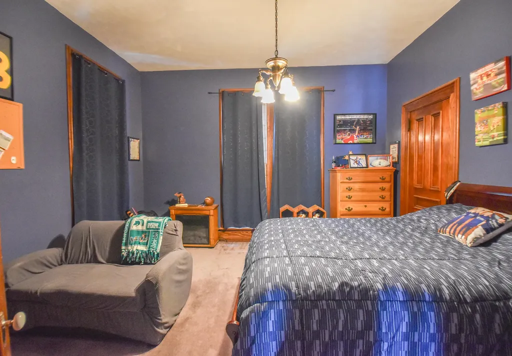 115 W Silver Street Hillsdale City MI 49274