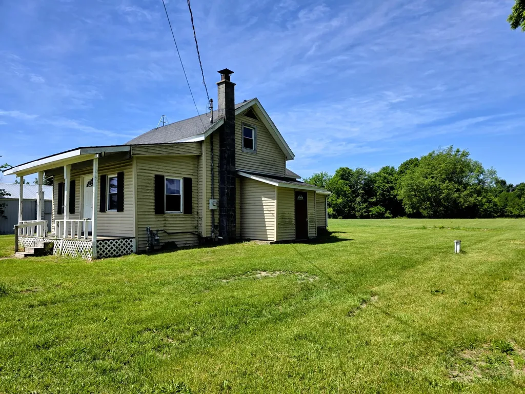 1252 Railroad Road Union Township MI 49094
