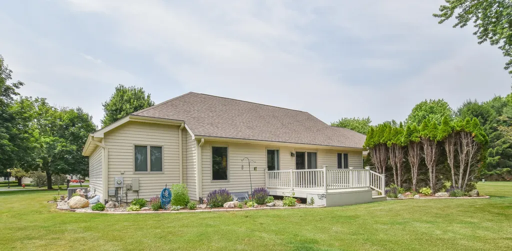 40 Oakdale Lane Coldwater City MI 49036
