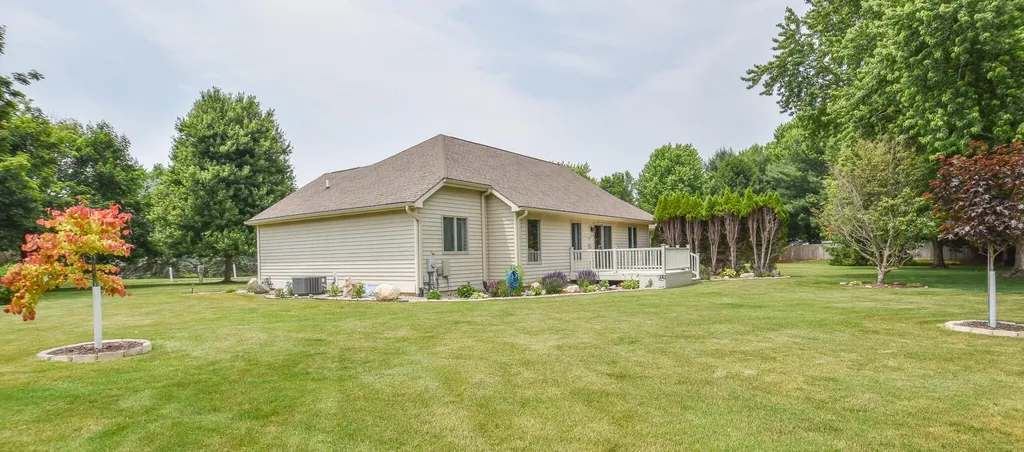 40 Oakdale Lane Coldwater City MI 49036
