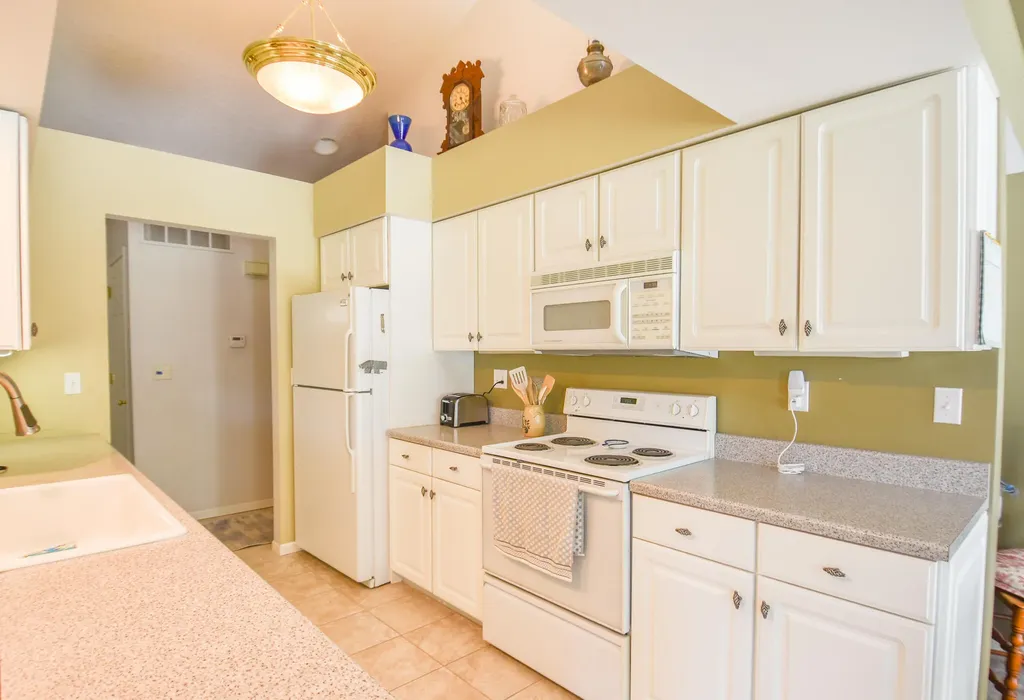 40 Oakdale Lane Coldwater City MI 49036