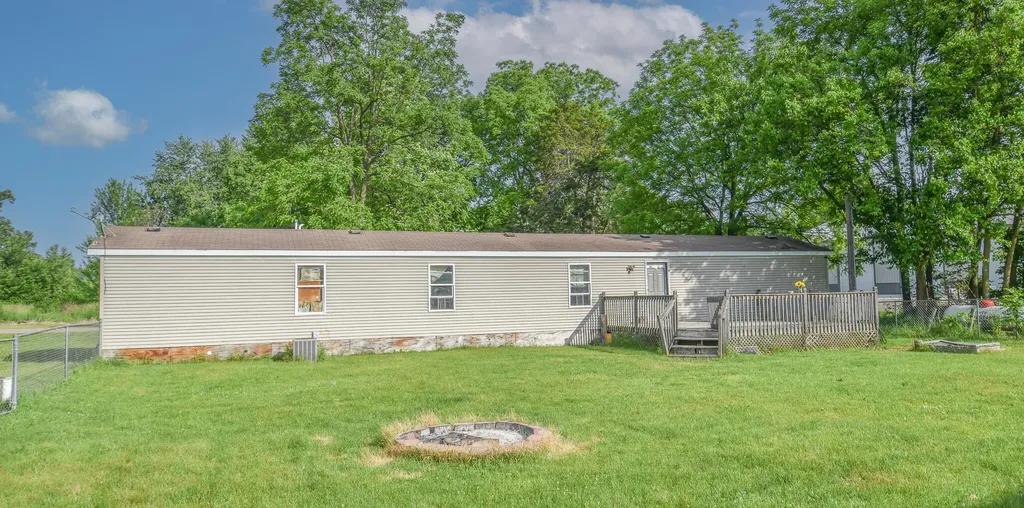 202 Northwood Beach Ovid Township MI 49036