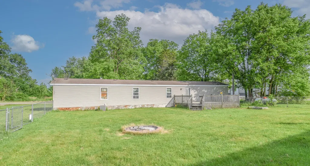 202 Northwood Beach Ovid Township MI 49036