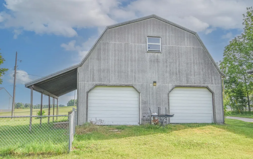 202 Northwood Beach Ovid Township MI 49036