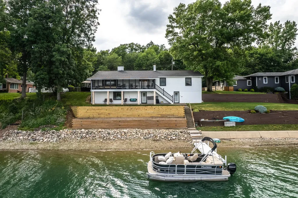 697 Gilead Shores Drive Gilead Township MI 49028