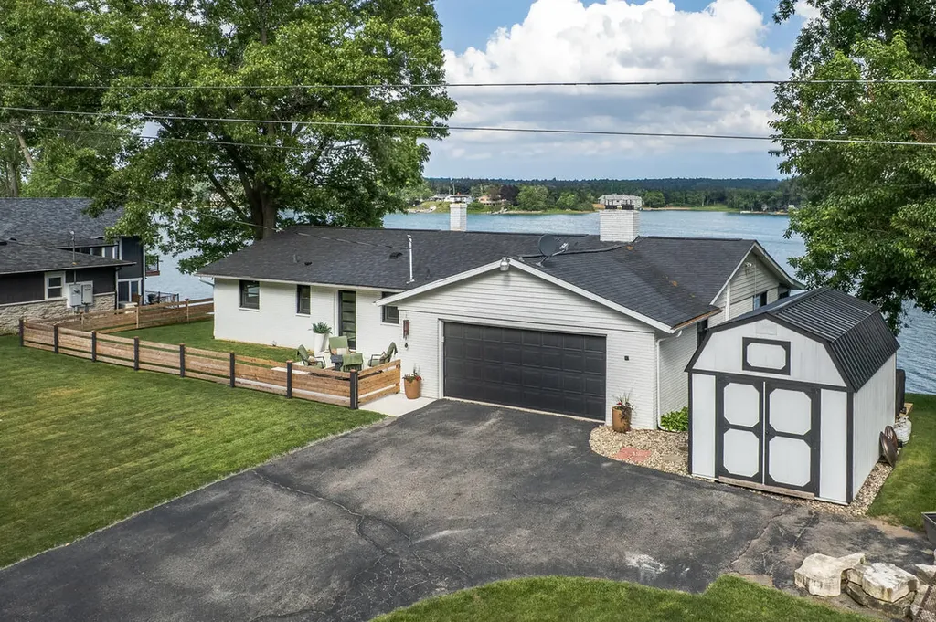 697 Gilead Shores Drive Gilead Township MI 49028