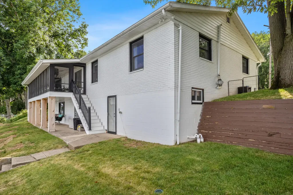 697 Gilead Shores Drive Gilead Township MI 49028