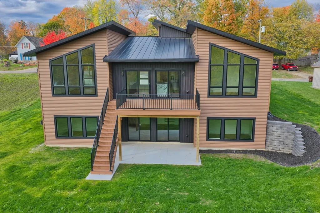 315 W High Street Union City Village MI 49094