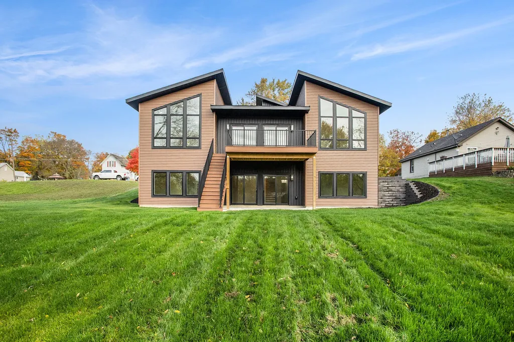 315 W High Street Union City Village MI 49094