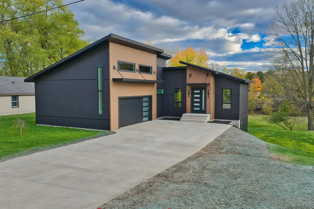 315 W High Street Union City Village MI 49094