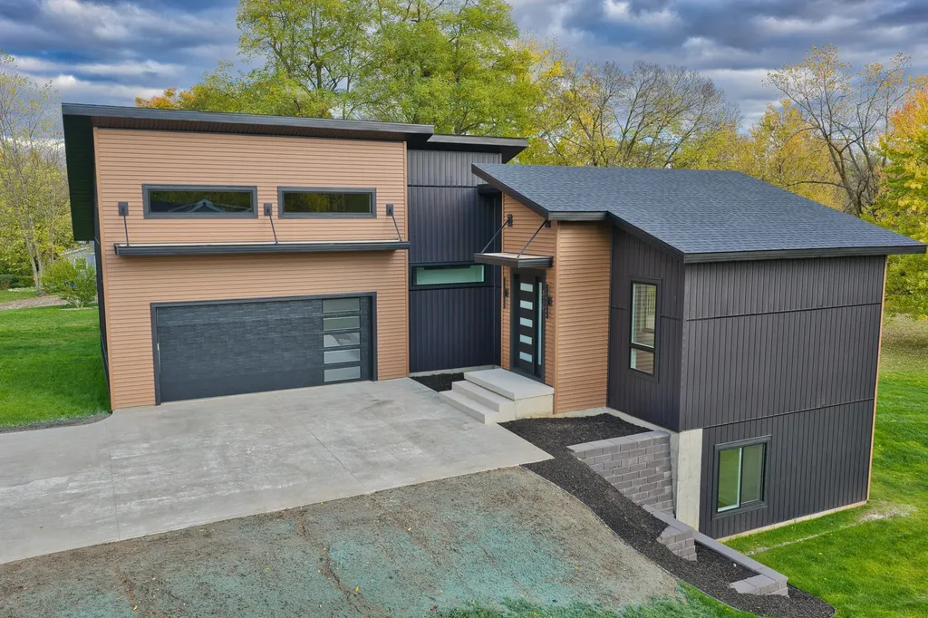 315 W High Street Union City Village MI 49094