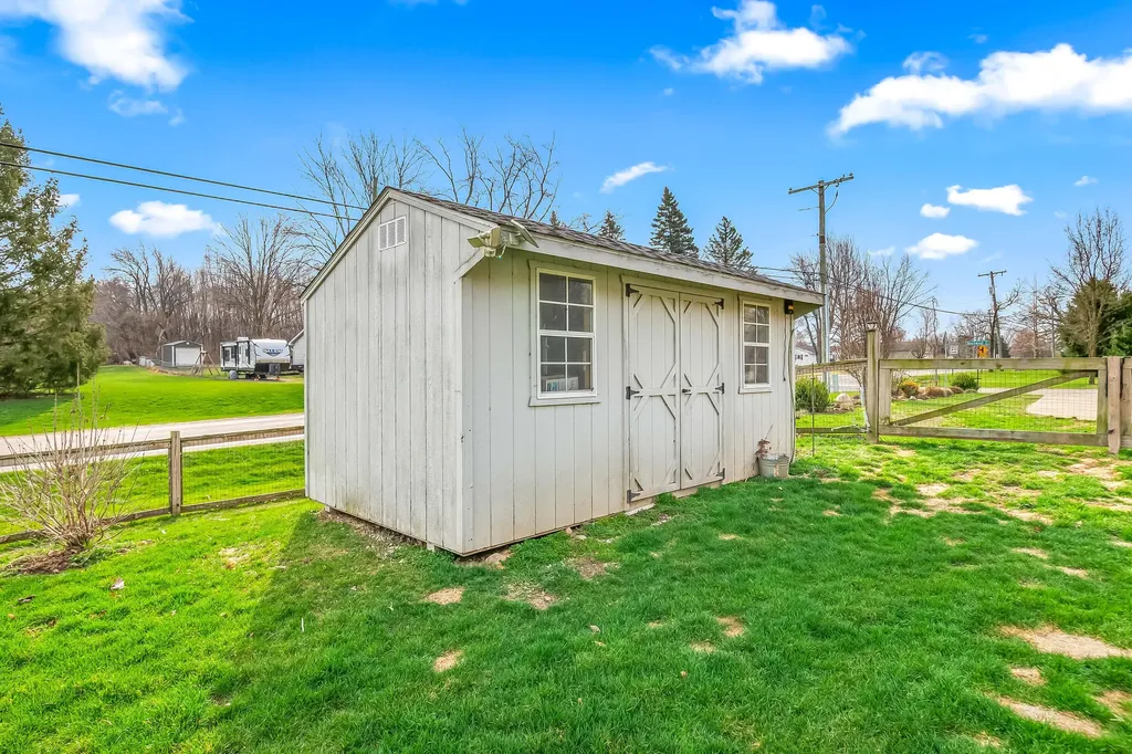 298 Knollwood Court Girard Township MI 49036