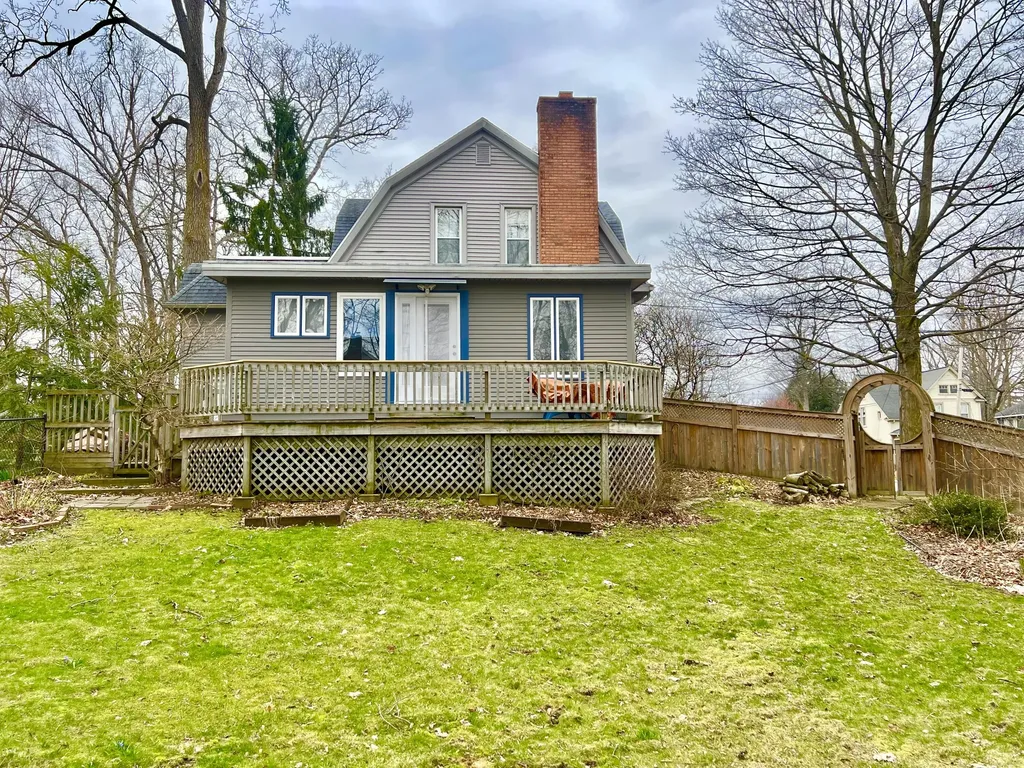 135 Budlong Street Hillsdale City MI 49242