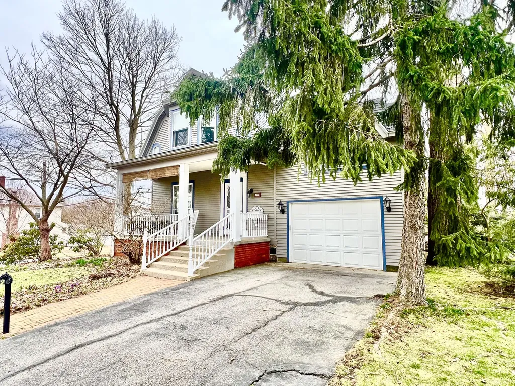 135 Budlong Street Hillsdale City MI 49242