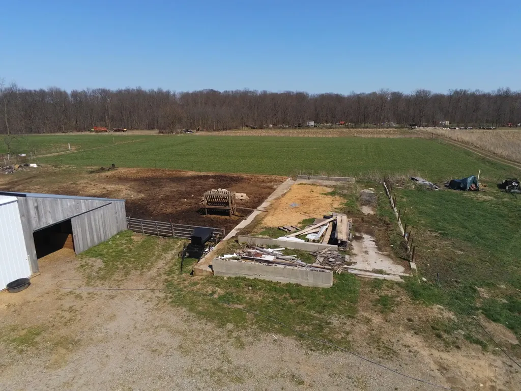 1024 23 Mile Road Clarendon Township MI 49245