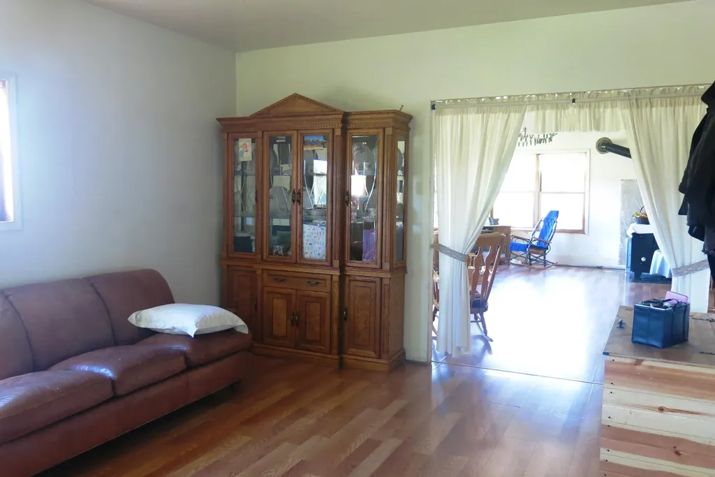 1024 23 Mile Road Clarendon Township MI 49245