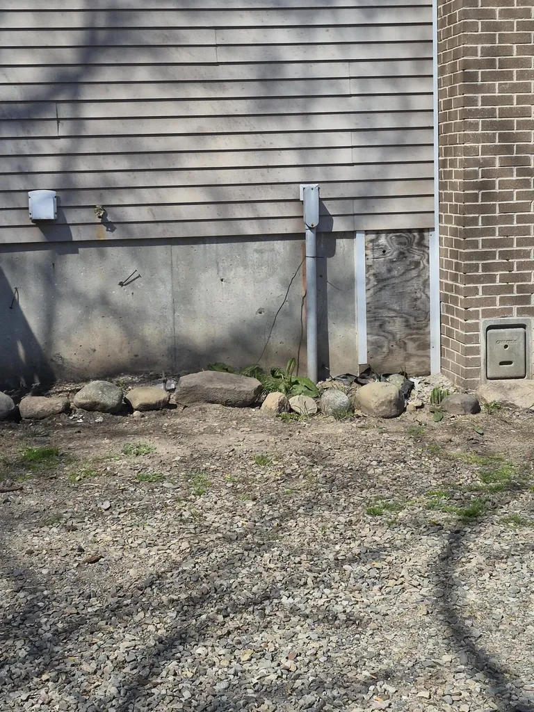 1024 23 Mile Road Clarendon Township MI 49245