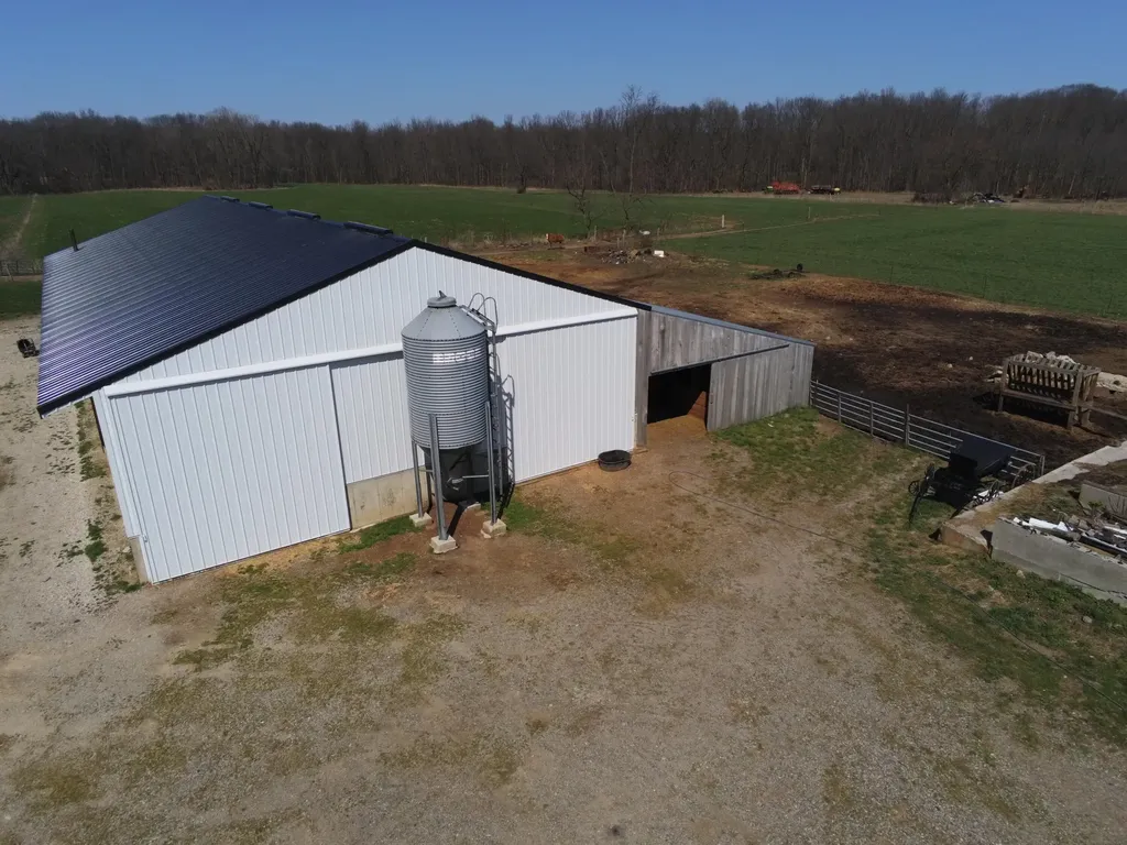 1024 23 Mile Road Clarendon Township MI 49245
