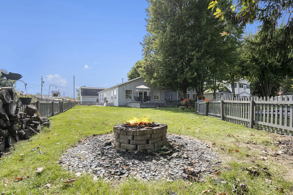 450 Sycamore Drive Ovid Township MI 49036