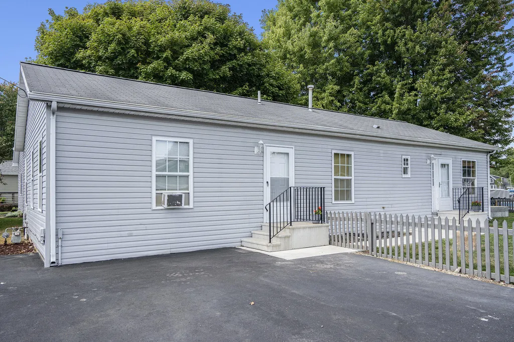 450 Sycamore Drive Ovid Township MI 49036