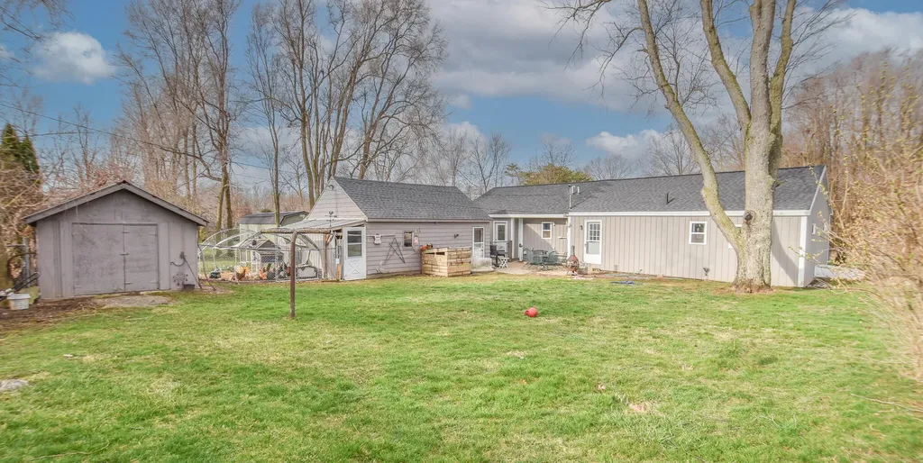 3173 Tepee Drive Reading Township MI 49274