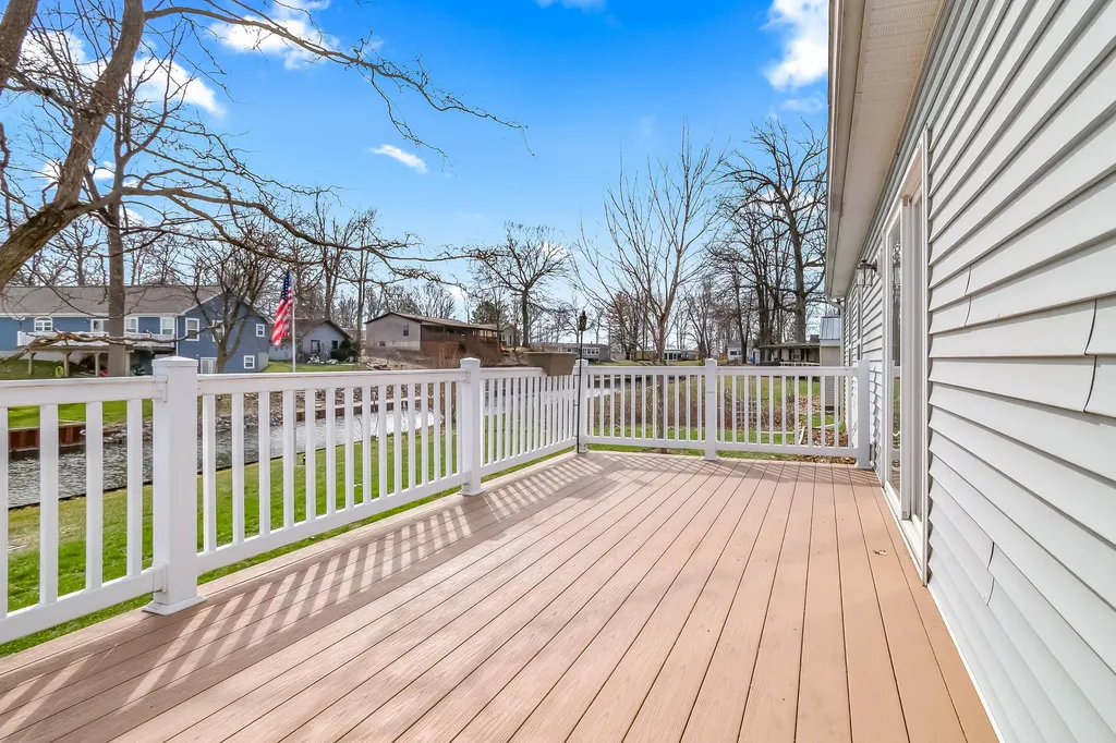 6877 Rowley Drive Jefferson Township MI 49266