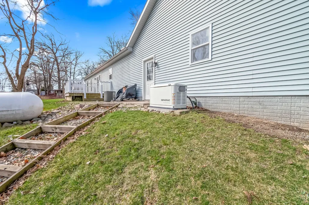 6877 Rowley Drive Jefferson Township MI 49266