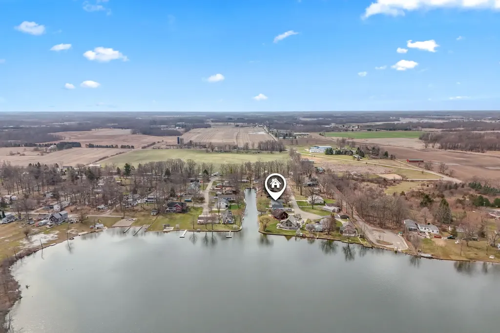 6877 Rowley Drive Jefferson Township MI 49266