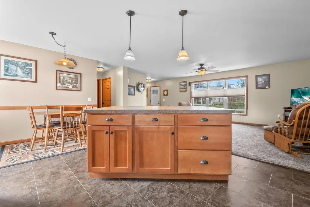 6877 Rowley Drive Jefferson Township MI 49266