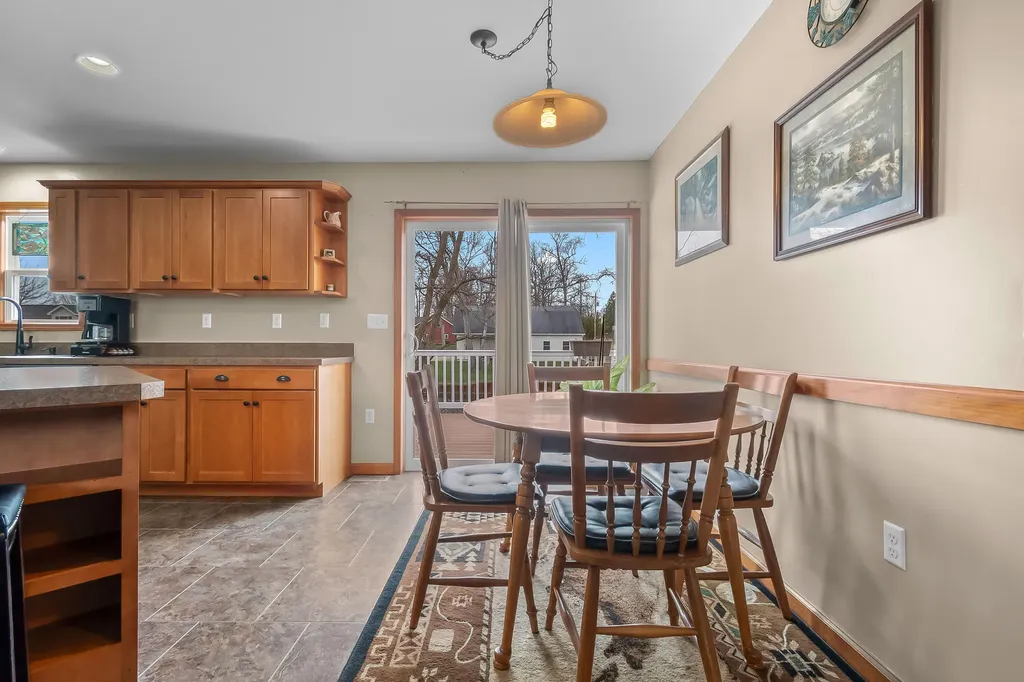 6877 Rowley Drive Jefferson Township MI 49266
