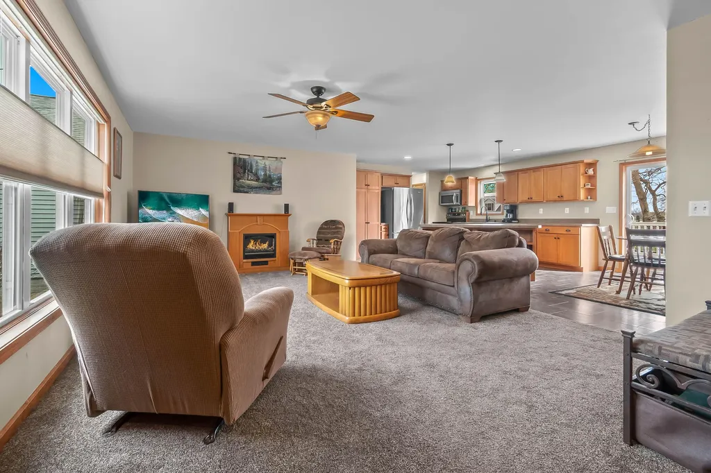 6877 Rowley Drive Jefferson Township MI 49266
