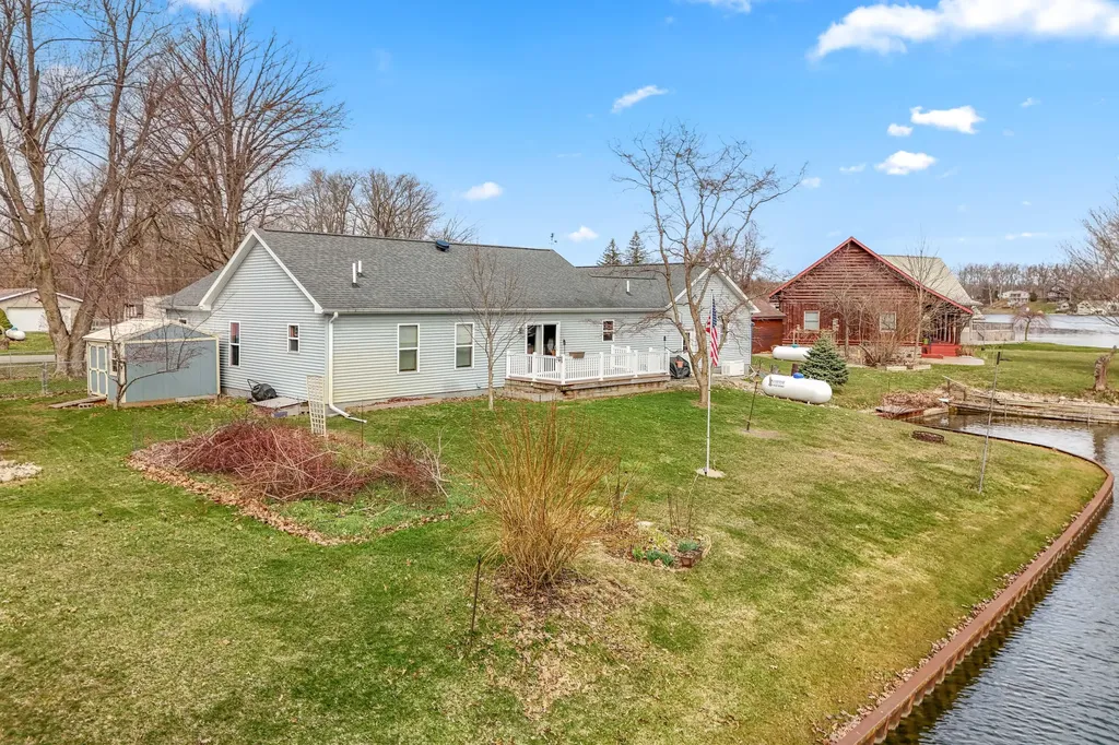 6877 Rowley Drive Jefferson Township MI 49266