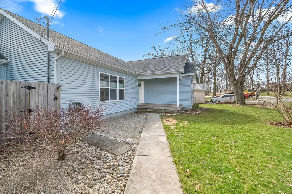 6877 Rowley Drive Jefferson Township MI 49266